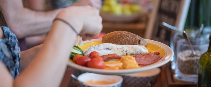 Meliores Rooms & Restauran 3*, nočitev z zajtrkom - Kuponko.si