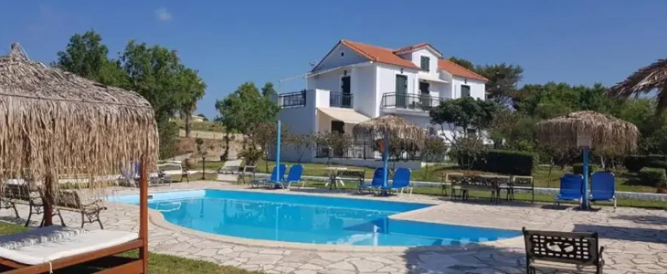 Hotel Xi Village***, na otoku Kefalonija v Grčiji - Kuponko.si