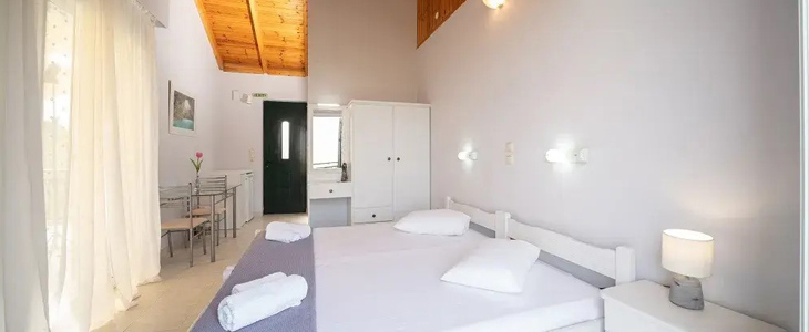 Hotel Xi Village***, na otoku Kefalonija v Grčiji - Kuponko.si