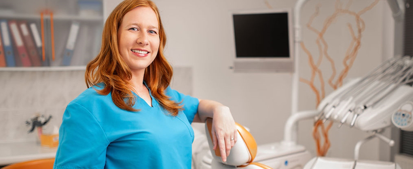 Zobozdravnica Tea: čiščenje zobnega kamna - Kuponko.si