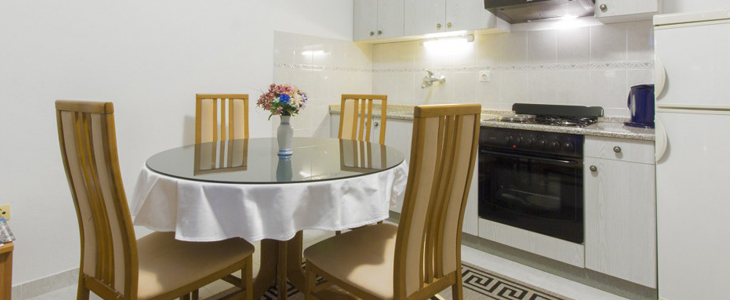 Apartmaji Skelin, Rogoznica: 1x nočitev - Kuponko.si