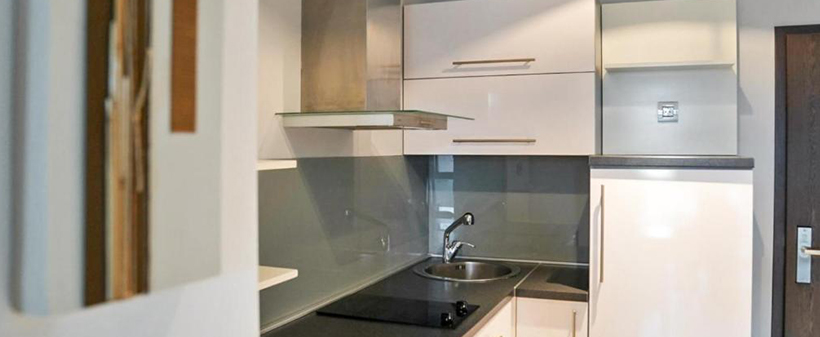 Kristal Paris Resort, počitnice v Novalji na Pagu - Kuponko.si