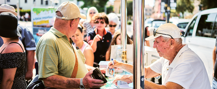 Panoramski izlet s katamaranom Glassboat Aquavision - Kuponko.si