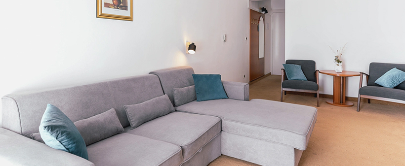 Hotel Horizont 4*, Baška Voda: oddih s polpenzionom - Kuponko.si