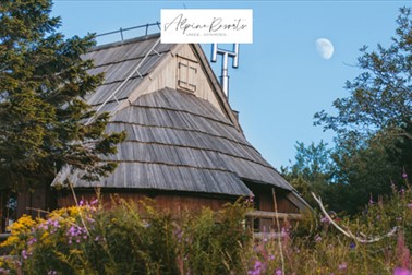 Koča Neža, koča Korošica, Velika Planina