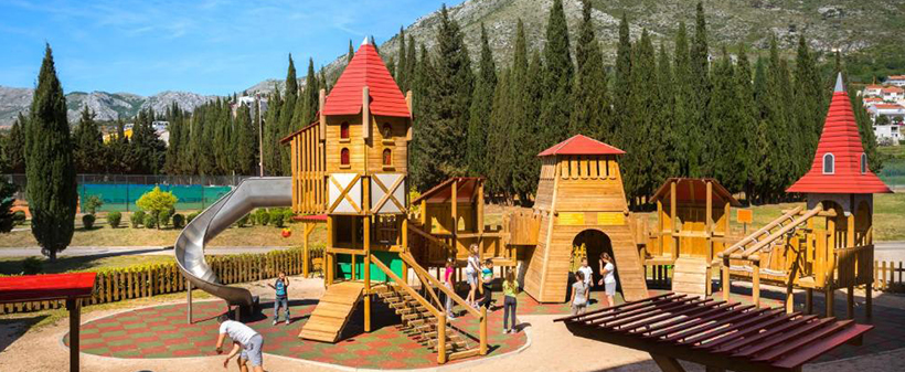 Remisens Hotel Lucija 4*: oddih s polpenzionom - Kuponko.si