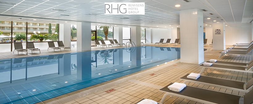 Remisens Hotel Lucija 4*: oddih s polpenzionom - Kuponko.si