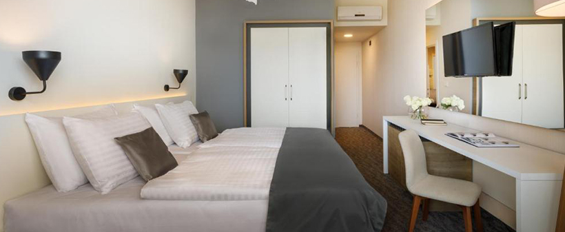 Remisens Hotel Lucija 4*: oddih s polpenzionom - Kuponko.si