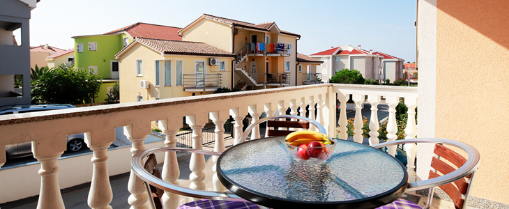 Standard apartmaji, Novalja, Pag, najem - Kuponko.si