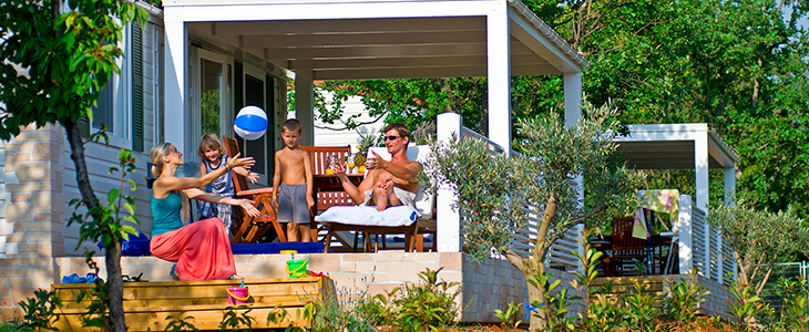 Lanterna Premium Camping Resort 4*: najem mobilne hiške - Kuponko.si