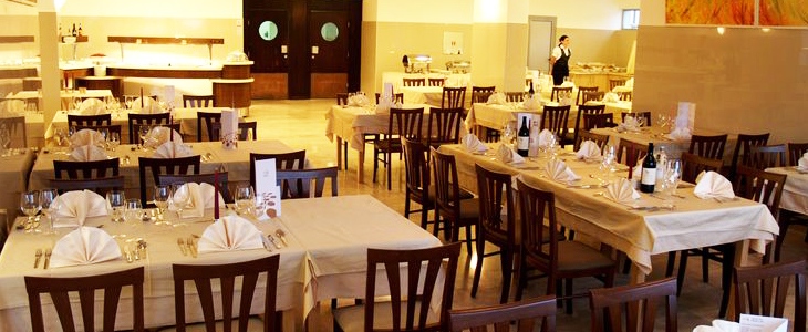 Hotel Quercus 4*, Drvenik, prvomajske počitnice - Kuponko.si