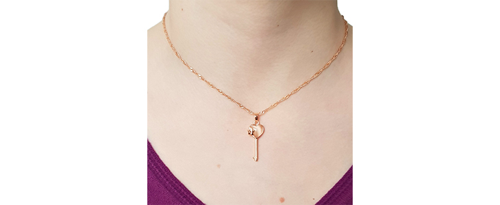 Prestižna srebrna verižica Heart Key - Kuponko.si