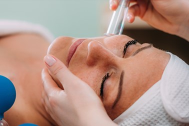 Nina Nails, cupping tretma za obraz