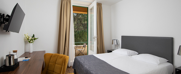 Hotel Neptun, Brioni: oddih s polpenzionom - Kuponko.si