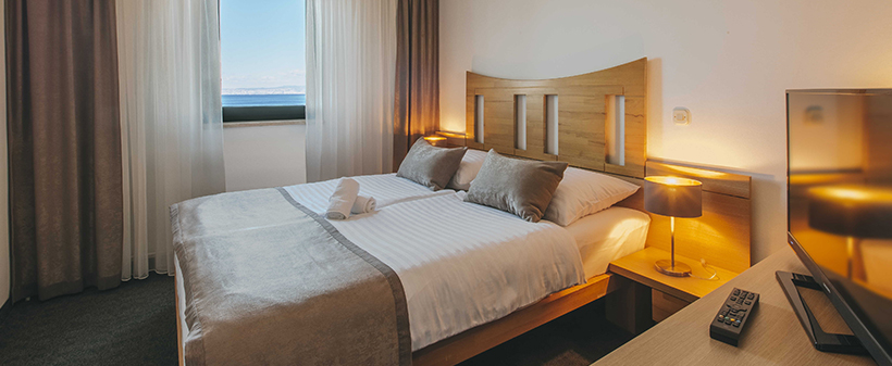 Veya Maradiso hotel by Aminess, Njivice: polpenzion - Kuponko.si