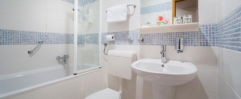 Veya Maradiso hotel by Aminess, Njivice: polpenzion - Kuponko.si