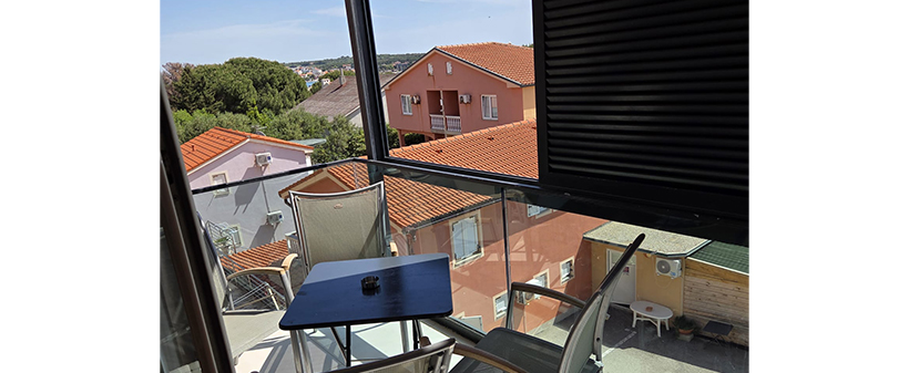 Kristal Paris Resort, počitnice v Novalji na Pagu - Kuponko.si