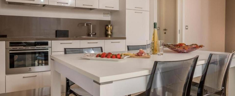 Kristal Paris Resort, počitnice v Novalji na Pagu - Kuponko.si