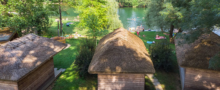 Camping Bela Krajina: glamping v Keltski hiši - Kuponko.si