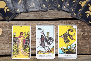 A1 Aurora: tarot vpolged, astrologija