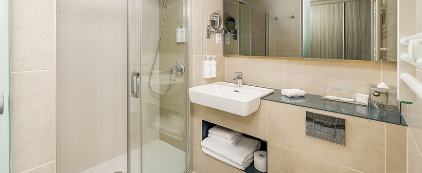 Hotel Park Plaza Arena, Pula: oddih s polpenzionom - Kuponko.si