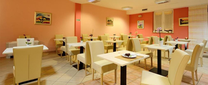 Penzion Emaus 3* Novigrad: 4x nočitev s polpenzionom - Kuponko.si