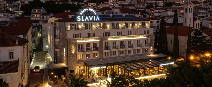 Grand hotel Slavia, Baška Voda, morski oddih - Kuponko.si