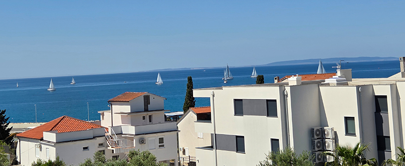 Kristal Paris Resort, počitnice v Novalji na Pagu - Kuponko.si