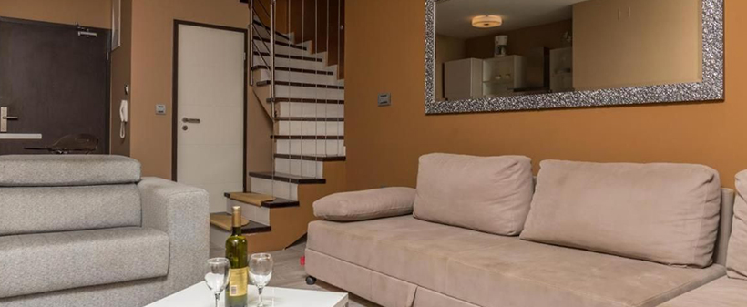 Kristal Paris Resort, počitnice v Novalji na Pagu - Kuponko.si