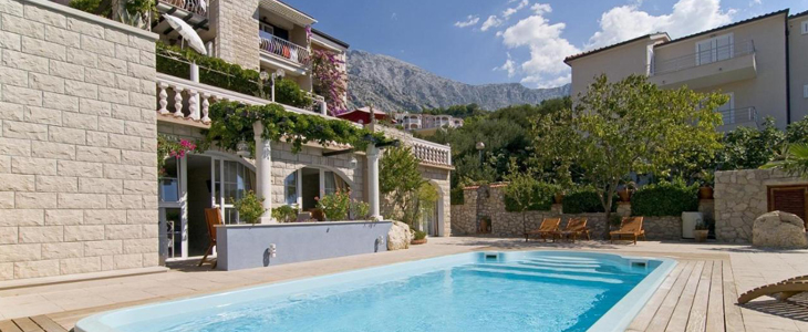 Vila Bougenvilia, Tučepi: 2x nočitev - Kuponko.si