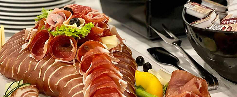 Family Resort Urania, Baška Voda: družinski oddih - Kuponko.si