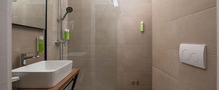 Hotel Neptun, Brioni: oddih s polpenzionom - Kuponko.si