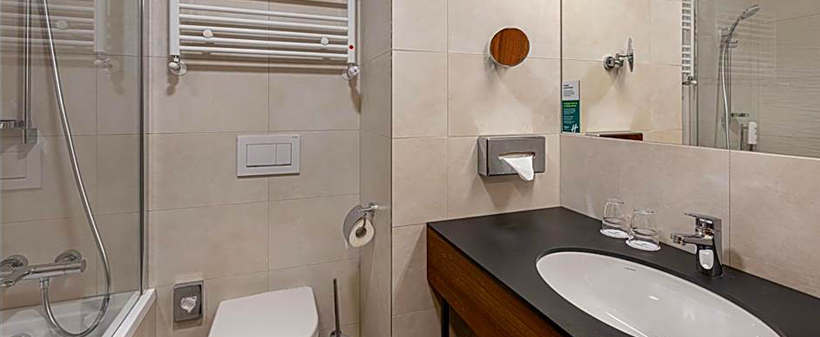 Holiday Inn Prague by IHG: 2x nočitev z zajtrkom - Kuponko.si