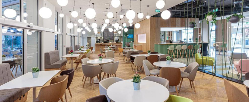 Holiday Inn Prague by IHG: 3x nočitev z zajtrkom - Kuponko.si