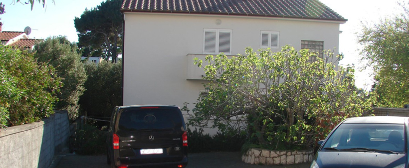 Apartma Bruna, morski oddih na otoku Rab - Kuponko.si