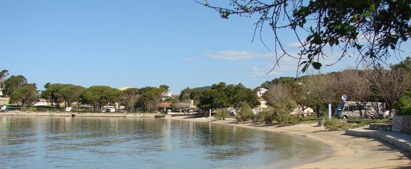 Apartma Bruna, morski oddih na otoku Rab - Kuponko.si