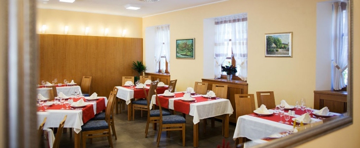 Hotel Triglav 3*, Dobrna; nočitev z zajtrkom - Kuponko.si