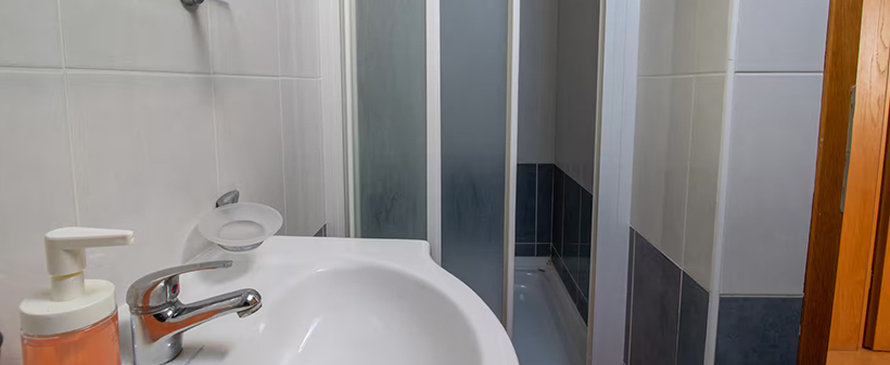 Penzion Bonaca, Vodice; morski oddih - Kuponko.si