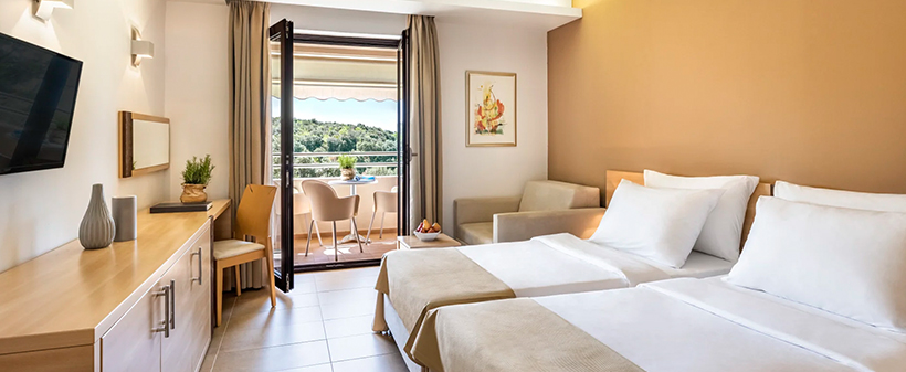 Resort Petalon 4*, Vrsar: poletni oddih - Kuponko.si