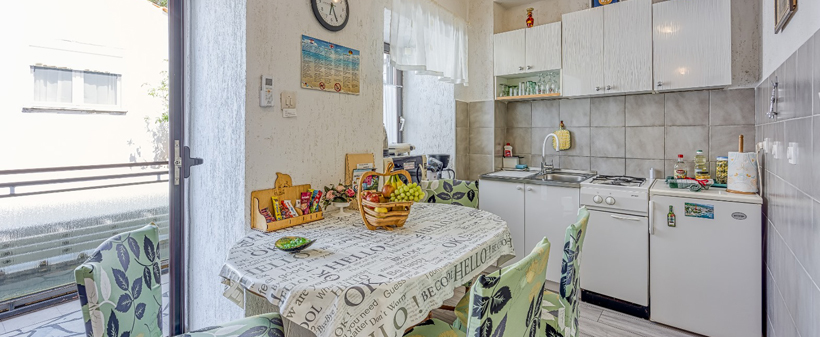Apartmaji Cindrić, Selce; morski oddih - Kuponko.si