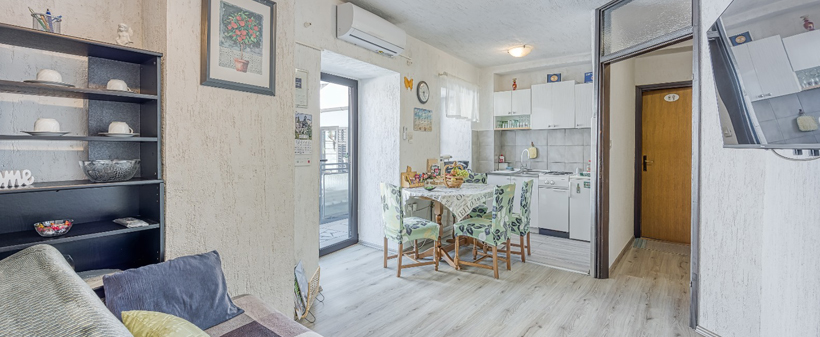 Apartmaji Cindrić, Selce; morski oddih - Kuponko.si