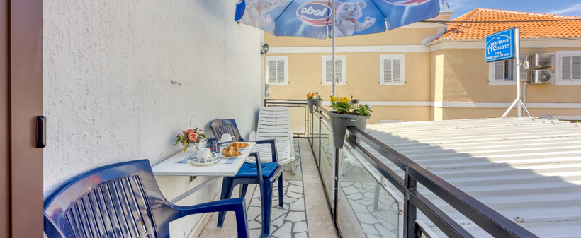 Apartmaji Cindrić, Selce; morski oddih - Kuponko.si