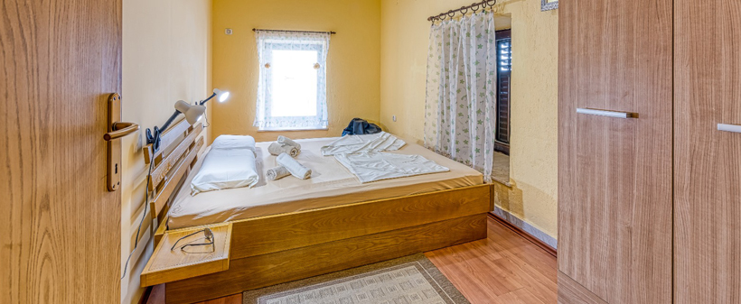 Apartmaji Cindrić, Selce; morski oddih - Kuponko.si