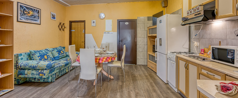 Apartmaji Cindrić, Selce; morski oddih - Kuponko.si