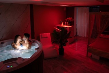 VIP Wellness apartma Immortality, romantični  oddih