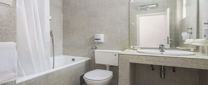 Fontana resort, Jelsa, Hvar: oddih v apartmaju - Kuponko.si