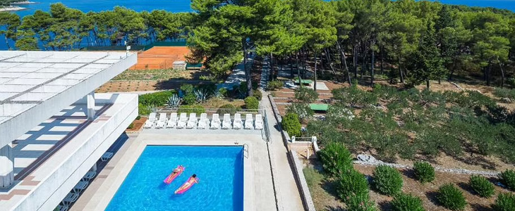 Hotel Hvar 3*, Jelsa: oddih na Hvaru - Kuponko.si
