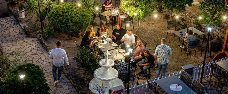 Meliores Rooms & Restauran 3*, poletni oddih na Krku - Kuponko.si