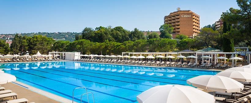 Remisens Hotel Lucija 4*: oddih s polpenzionom - Kuponko.si