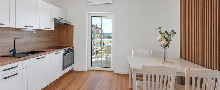 Apartmaji Ineta, Sv. Filip i Jakov, 7x nočitev - Kuponko.si